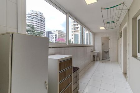 Apartamento para alugar com 240m², 3 quartos e 1 vaga Apartamento para alugar com 240m², 3 quartos e 1 vagaÁrea de Serviço