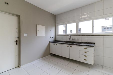 Apartamento para alugar com 240m², 3 quartos e 1 vaga Apartamento para alugar com 240m², 3 quartos e 1 vagaCozinha