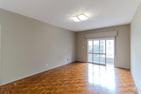 Apartamento para alugar com 240m², 3 quartos e 1 vaga Apartamento para alugar com 240m², 3 quartos e 1 vagaQuarto 1