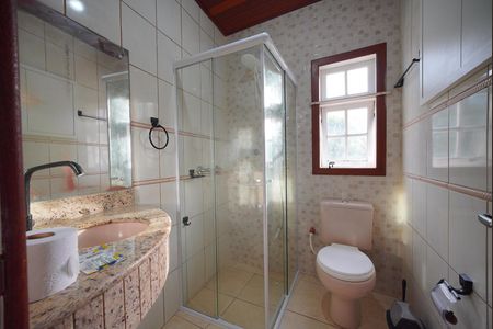 Casa para alugar com 180m², 3 quartos e 2 vagasBanheiro da Suíte