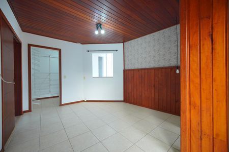 Casa para alugar com 180m², 3 quartos e 2 vagasSuíte