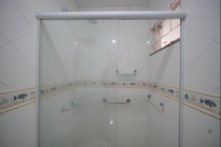 Casa para alugar com 180m², 3 quartos e 2 vagasBanheiro Social