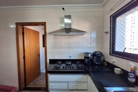 Cozinha de apartamento para alugar com 4 quartos, 154m² em Jardim Bela Vista, Santo André