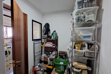 Despensa de apartamento para alugar com 4 quartos, 154m² em Jardim Bela Vista, Santo André