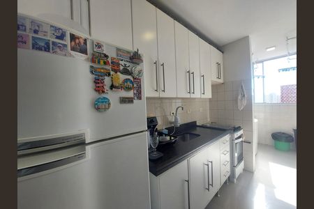 Apartamento à venda com 70m², 3 quartos e 2 vagas Apartamento à venda com 70m², 3 quartos e 2 vagasCozinha