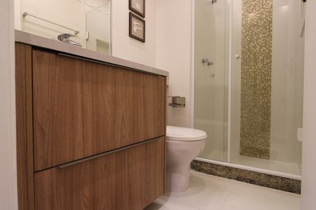 Apartamento para alugar com 90m², 2 quartos e 2 vagasBanheiro social