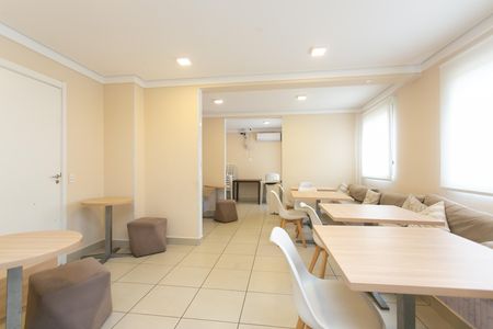 Apartamento à venda com 32m², 2 quartos e sem vaga Apartamento à venda com 32m², 2 quartos e sem vagaÁrea comum - Salão de Festas