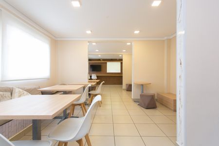 Apartamento à venda com 32m², 2 quartos e sem vaga Apartamento à venda com 32m², 2 quartos e sem vagaÁrea comum - Salão de Festas
