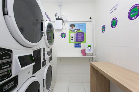 Apartamento à venda com 32m², 2 quartos e sem vaga Apartamento à venda com 32m², 2 quartos e sem vagaÁrea comum - Lavanderia