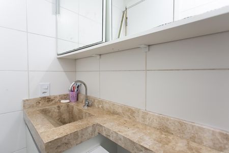 Banheiro de apartamento à venda com 2 quartos, 32m² em Vila Nova Curuca, São Paulo