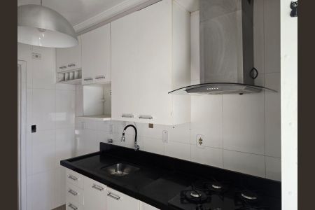 Cozinha  de apartamento para alugar com 2 quartos, 60m² em Portal dos Gramados, Guarulhos