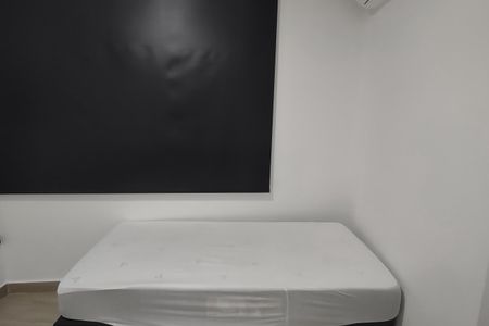 Quarto de kitnet/studio para alugar com 1 quarto, 20m² em Centro, São Caetano do Sul