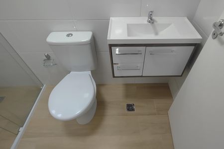 Banheiro de kitnet/studio para alugar com 1 quarto, 20m² em Centro, São Caetano do Sul