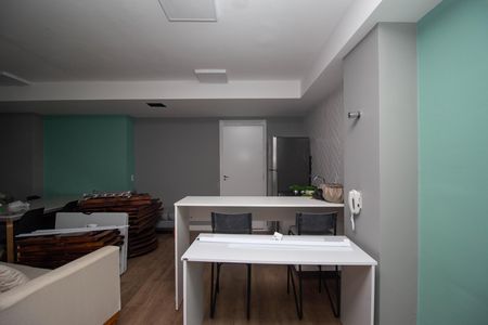 Studio à venda com 17m², 1 quarto e sem vaga Studio à venda com 17m², 1 quarto e sem vagaÁrea comum - Salão de festas