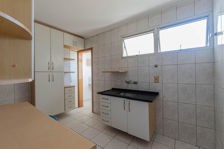Cozinha de apartamento à venda com 3 quartos, 75m² em Bela Vista, São Paulo
