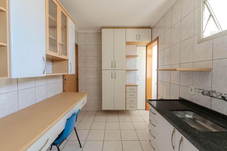 Cozinha de apartamento à venda com 3 quartos, 75m² em Bela Vista, São Paulo