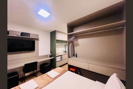 Studio para alugar com 25m², 1 quarto e sem vaga Studio para alugar com 25m², 1 quarto e sem vagaSala / Quarto