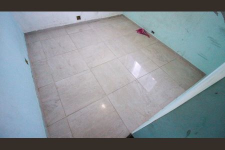 Casa para alugar com 3 quartos, 200m² em Jardim das Rosas (zona Leste I), São Paulo