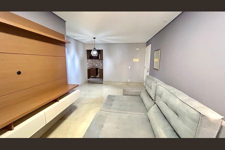 Sala de apartamento para alugar com 3 quartos, 76m² em Picanço, Guarulhos