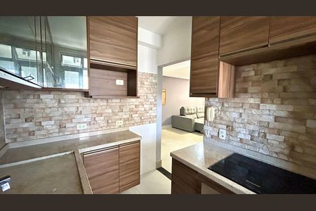 Cozinha de apartamento para alugar com 3 quartos, 76m² em Picanço, Guarulhos