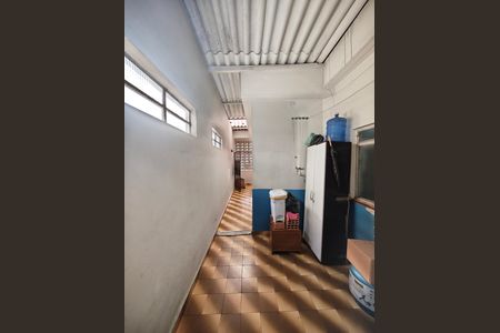 Corredor Lateral de casa à venda com 3 quartos, 300m² em Guapira, São Paulo