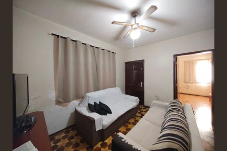 Casa à venda com 3 quartos, 300m² em Guapira, São Paulo