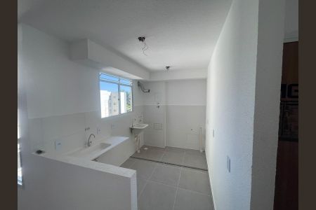 Cozinha de apartamento para alugar com 2 quartos, 50m² em Jardim Paraíso, Nova Iguaçu
