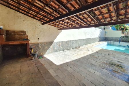 Casa para alugar com 150m², 4 quartos e 3 vagas Casa para alugar com 150m², 4 quartos e 3 vagasQuintal