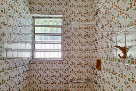 Casa para alugar com 150m², 4 quartos e 3 vagas Casa para alugar com 150m², 4 quartos e 3 vagasBanheiro social
