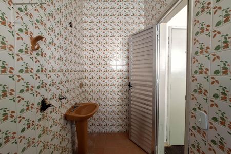 Casa para alugar com 150m², 4 quartos e 3 vagas Casa para alugar com 150m², 4 quartos e 3 vagasBanheiro social