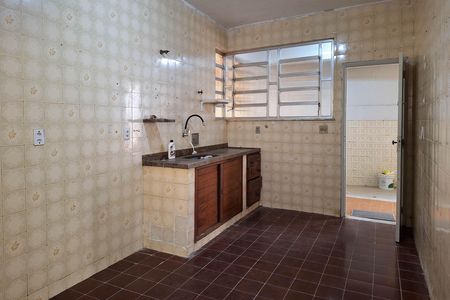 Casa para alugar com 150m², 4 quartos e 3 vagas Casa para alugar com 150m², 4 quartos e 3 vagasCozinha