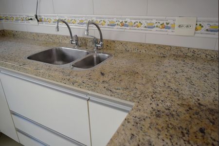 Casa para alugar com 200m², 3 quartos e 3 vagasCozinha