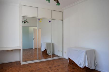 Casa para alugar com 200m², 3 quartos e 3 vagasSuíte 2