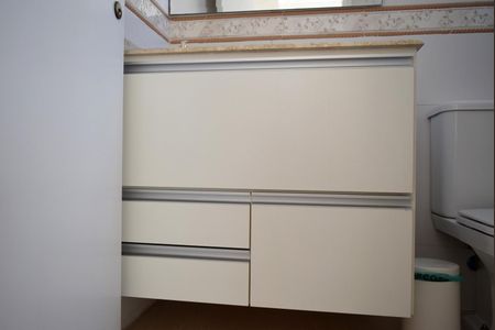 Casa para alugar com 200m², 3 quartos e 3 vagasBanheiro