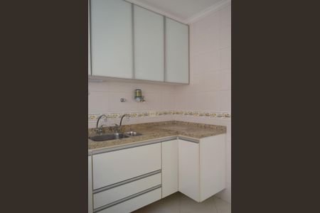 Casa para alugar com 200m², 3 quartos e 3 vagasCozinha