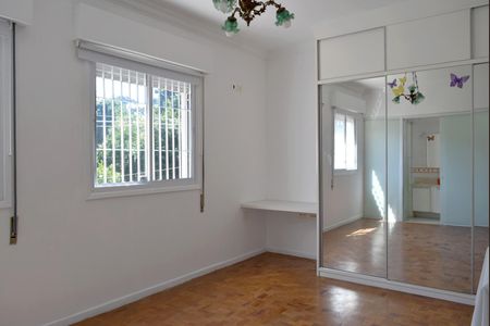 Casa para alugar com 200m², 3 quartos e 3 vagasSuíte 2