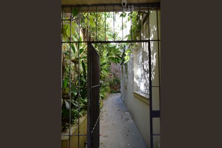 Casa para alugar com 200m², 3 quartos e 3 vagasCorredor Lateral