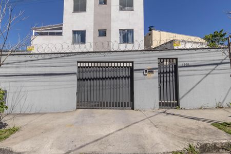 Fachada de apartamento para alugar com 2 quartos, 45m² em Letícia, Belo Horizonte