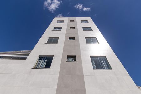 Fachada de apartamento para alugar com 2 quartos, 45m² em Letícia, Belo Horizonte