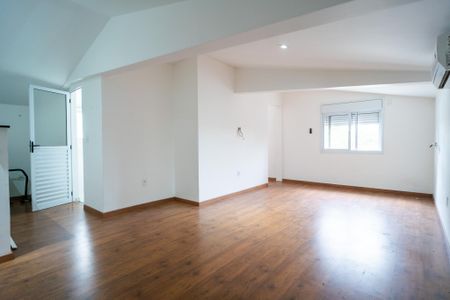 Casa de condomínio para alugar com 498m², 4 quartos e 5 vagas Casa de condomínio para alugar com 498m², 4 quartos e 5 vagasQuarto de Serviço