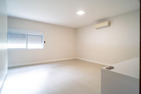 Casa de condomínio para alugar com 498m², 4 quartos e 5 vagas Casa de condomínio para alugar com 498m², 4 quartos e 5 vagasSuíte 1