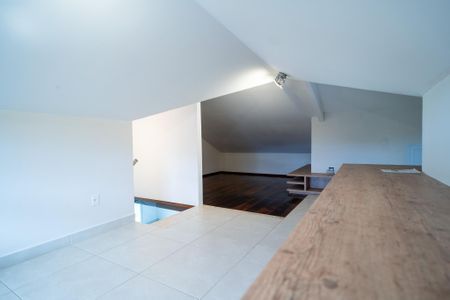 Casa de condomínio para alugar com 498m², 4 quartos e 5 vagas Casa de condomínio para alugar com 498m², 4 quartos e 5 vagassala 2