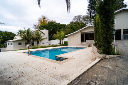 Casa de condomínio para alugar com 498m², 4 quartos e 5 vagas Casa de condomínio para alugar com 498m², 4 quartos e 5 vagasPiscina