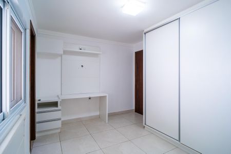 Casa de condomínio para alugar com 498m², 4 quartos e 5 vagas Casa de condomínio para alugar com 498m², 4 quartos e 5 vagasSuíte 4