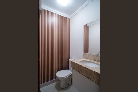 Casa de condomínio para alugar com 498m², 4 quartos e 5 vagas Casa de condomínio para alugar com 498m², 4 quartos e 5 vagasLavabo