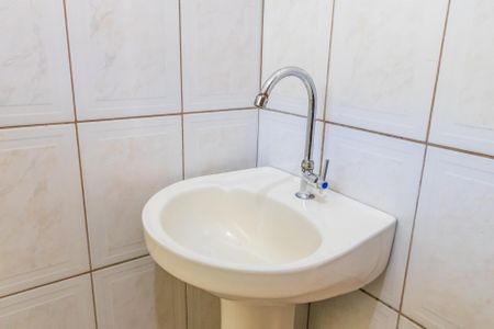 Banheiro de casa para alugar com 1 quarto, 57m² em Jardim Esperanca, Barueri