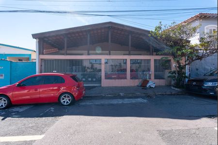 Fachada de casa à venda com 2 quartos, 252m² em Cidade Jardim, Campinas