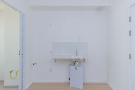 Cozinha de apartamento para alugar com 2 quartos, 28m² em Vila Jaguara, São Paulo
