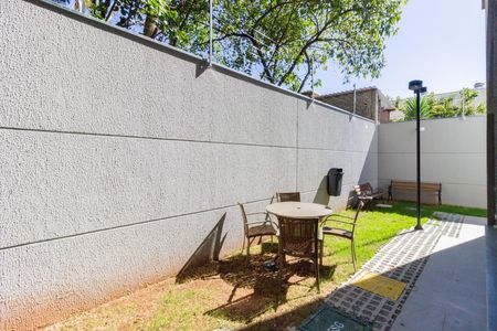 Apartamento para alugar com 28m², 2 quartos e sem vaga Apartamento para alugar com 28m², 2 quartos e sem vagaVaranda Sala