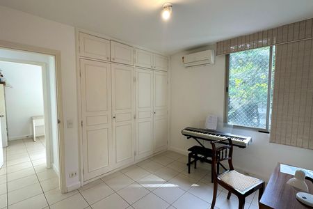 Apartamento para alugar com 3 quartos, 101m² em Leblon, Rio de Janeiro